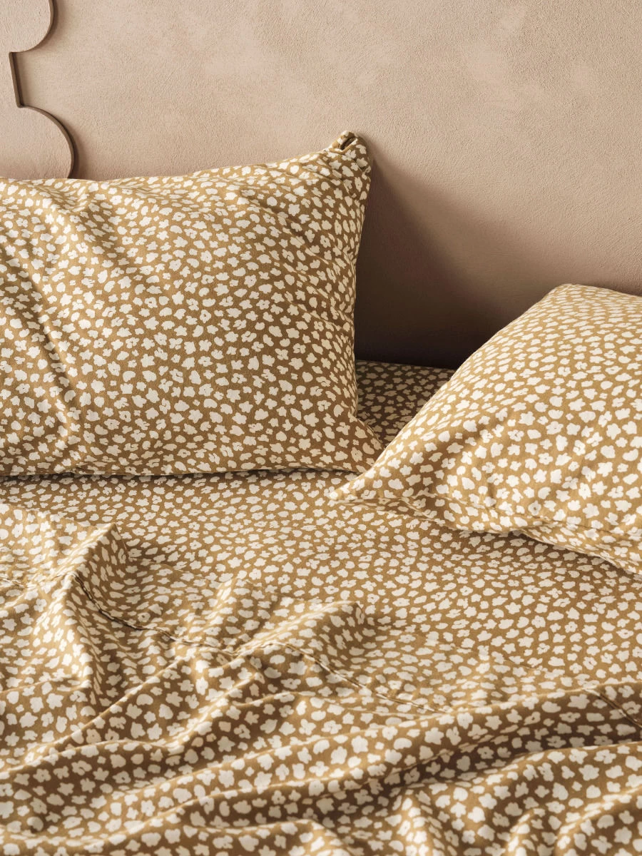 Linen House Abbi Dijon Flannelette Sheet Set - Image 2