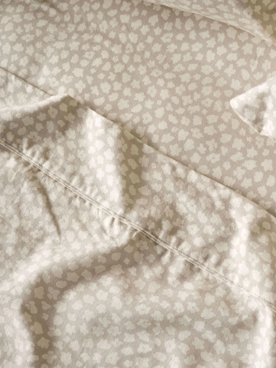 Linen House Abbi Oatmeal Flannelette Sheet Set - Image 4