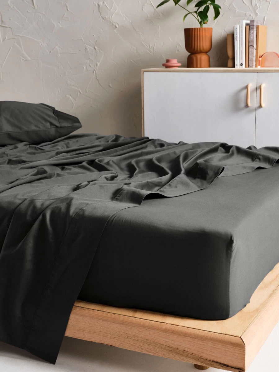 Linen House Augusta 500TC Magnet Cotton Sateen Sheet Set - Image 3