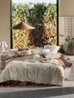 Linen House Farrah Vanilla Quilt Cover Set