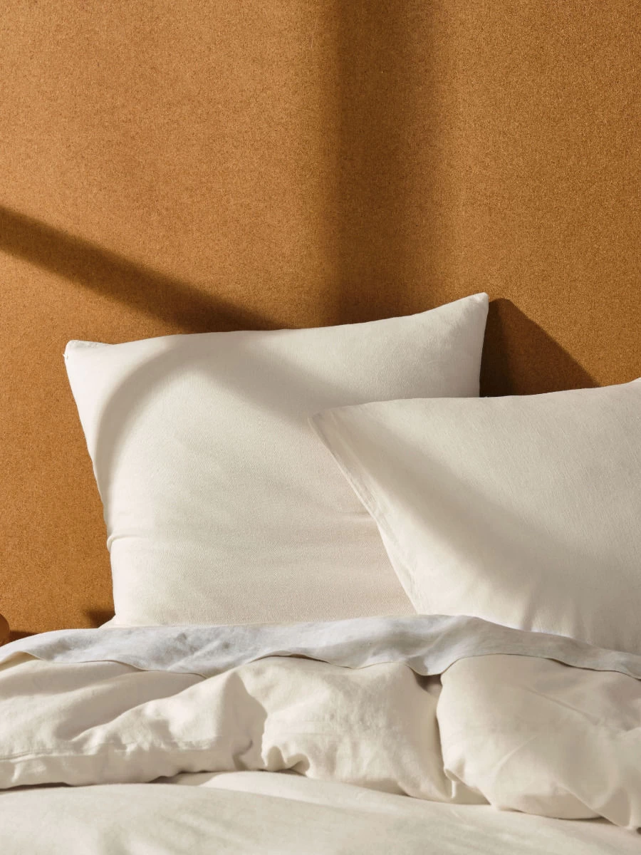 Linen House Hemp Triblend Vanilla European Pillowcase - Image 3