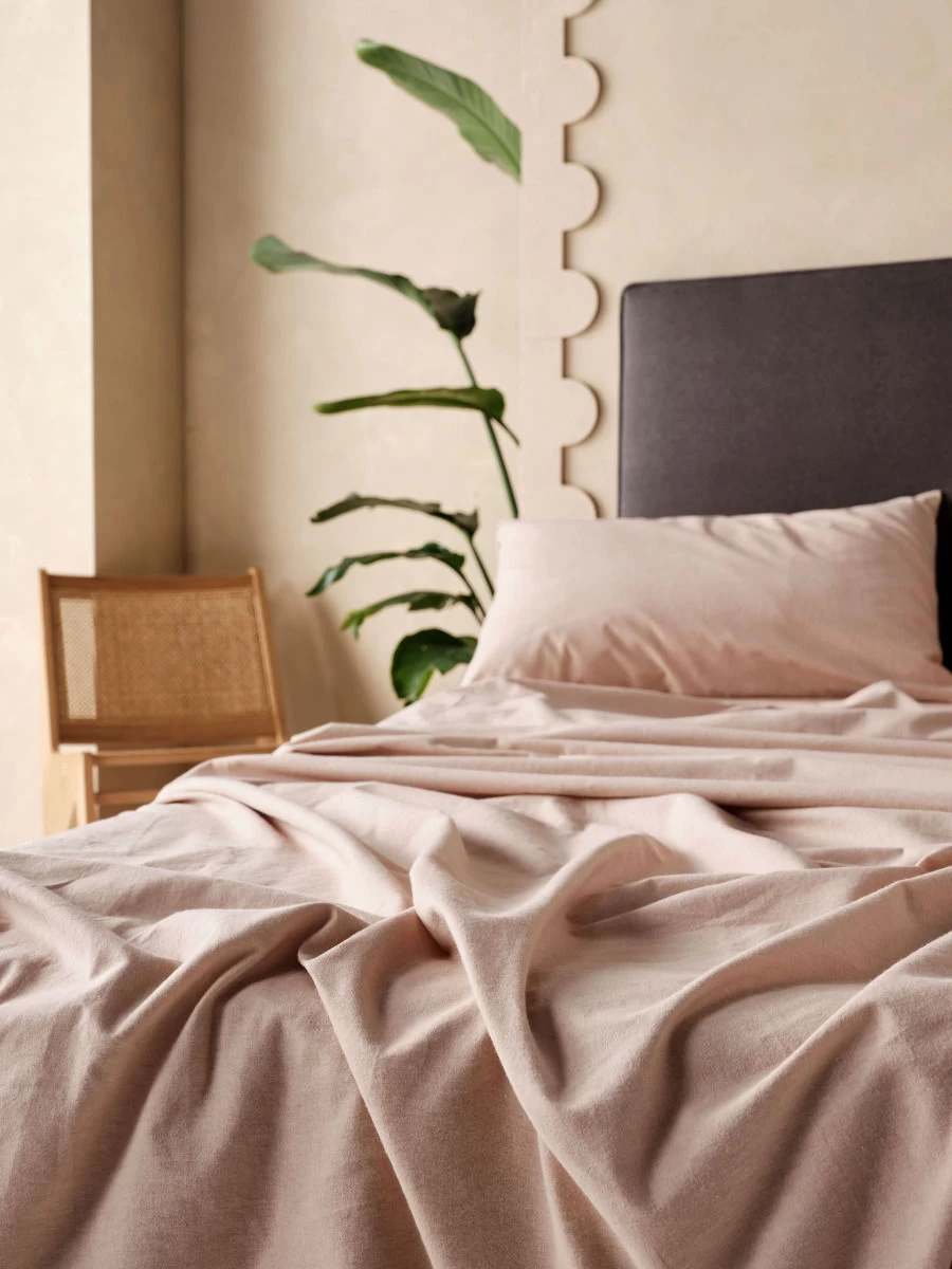 Linen House Flannelette Pink Salt Plain-Dyed Sheet Set - Image 3