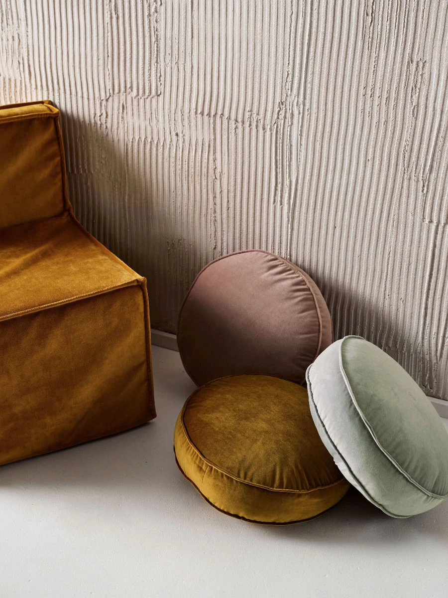 Linen House Toro Mauve Cushion 43cm Round - Image 2