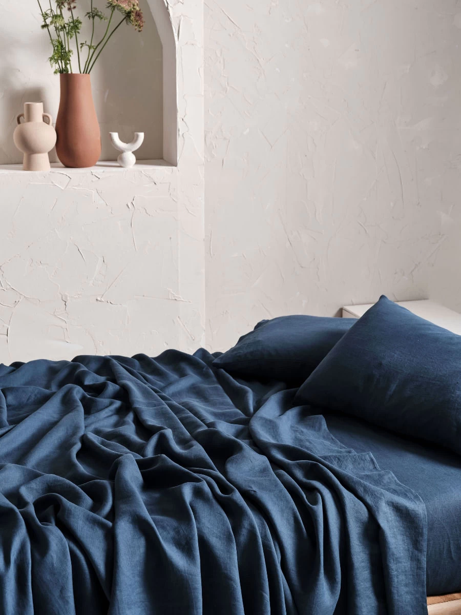 Linen House Pure Linen Navy Sheet Set - Image 4