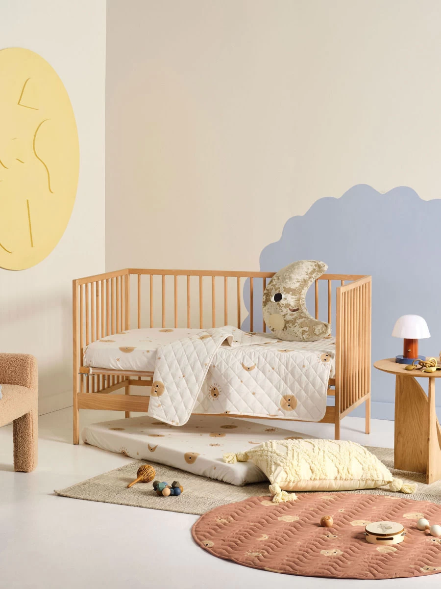 Happy Cosmos Cot Coverlet - Image 3