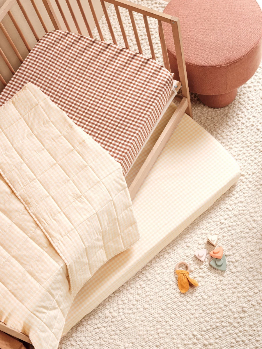 Springsteen Peach Cot Coverlet - Image 3