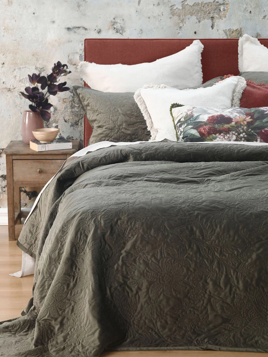 Constance Coverlet Set - Image 4